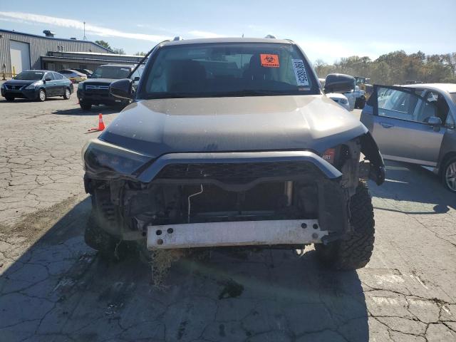 JTEBU5JR0F5228028 - 2015 TOYOTA 4RUNNER SR5/SR5 PREMIUM GRAY photo 5