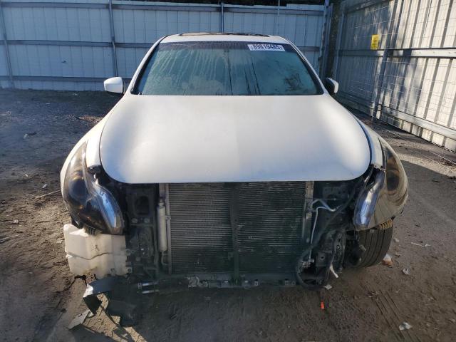 JN1CV6AP8DM304238 - 2013 INFINITI G37 BASE WHITE photo 5