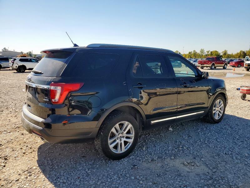 1FM5K8D8XJGA04947 - 2018 FORD EXPLORER XLT Schwarz Foto 3