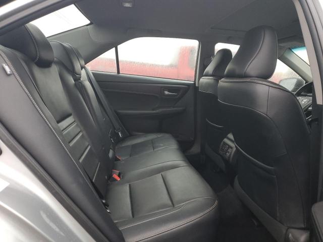 4T1BF1FK9GU565903 - 2016 TOYOTA CAMRY LE SILVER photo 10