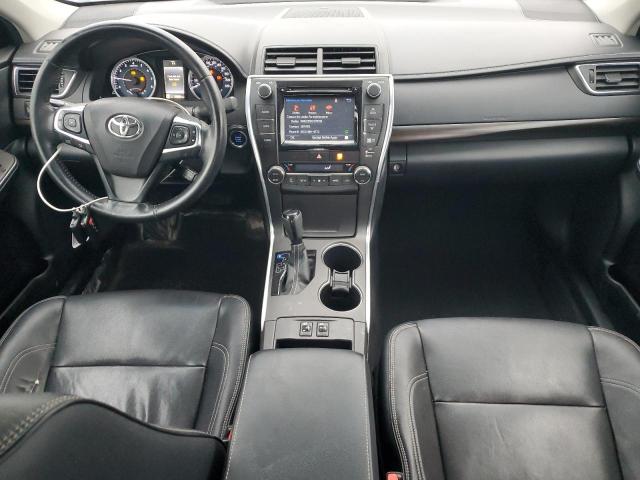 4T1BF1FK9GU565903 - 2016 TOYOTA CAMRY LE SILVER photo 8