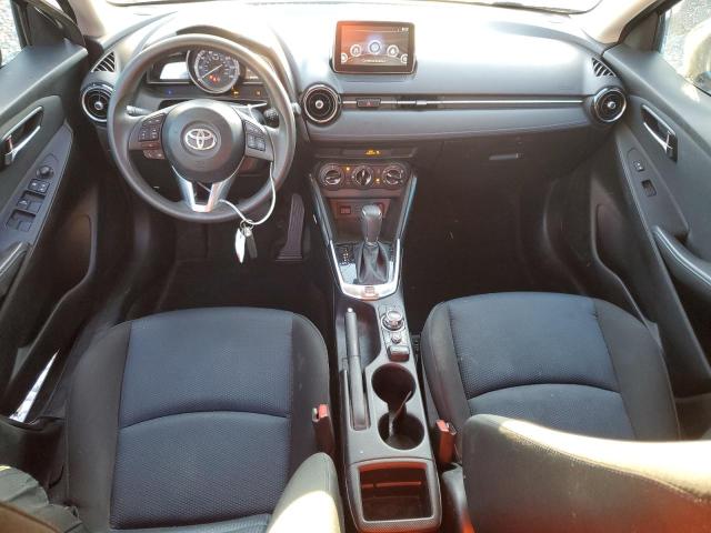 3MYDLBYV4JY308236 - 2018 TOYOTA YARIS IA 灰色 照片 8