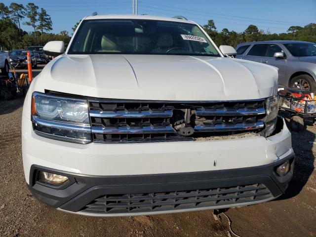 1V2LR2CA5JC538744 - 2018 VOLKSWAGEN ATLAS SE Weiß Foto 5