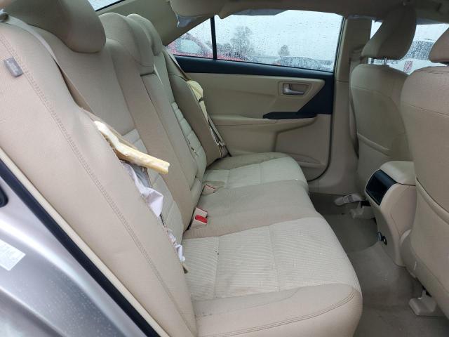 4T1BF1FK3HU444642 - 2017 TOYOTA CAMRY LE 金色 照片 10