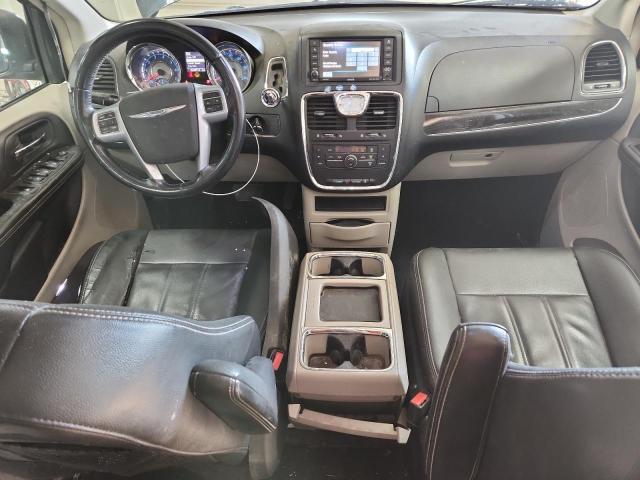 2C4RC1BG2ER113587 - 2014 CHRYSLER TOWN & COU TOURING BLUE photo 8