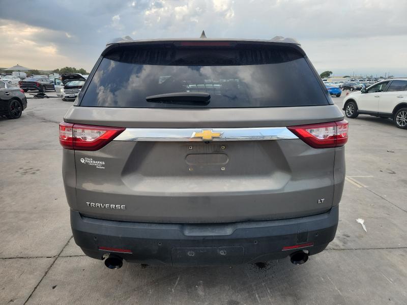 1GNERGKW4JJ112373 - 2018 CHEVROLET TRAVERSE LT 棕色 照片 6