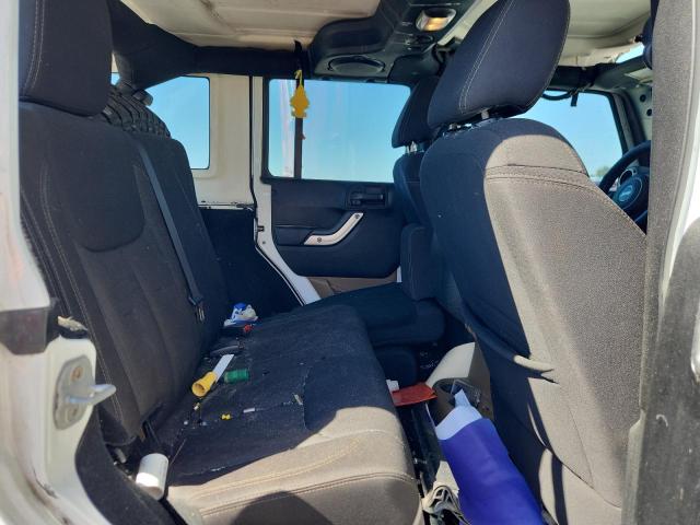 1C4BJWEG5DL514073 - 2013 JEEP WRANGLER U SAHARA WHITE photo 10