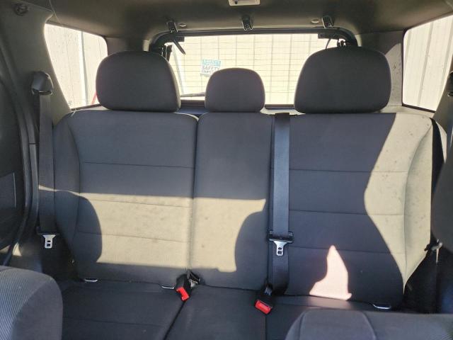 1FMCU9DG4BKB24899 - 2011 FORD ESCAPE XLT Күміс фото 10