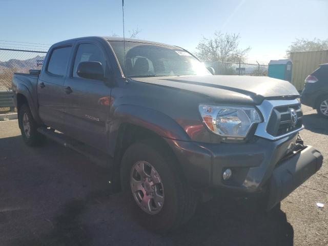 3TMLU4ENXFM192188 - 2015 TOYOTA TACOMA DOUBLE CAB GRAY photo 4