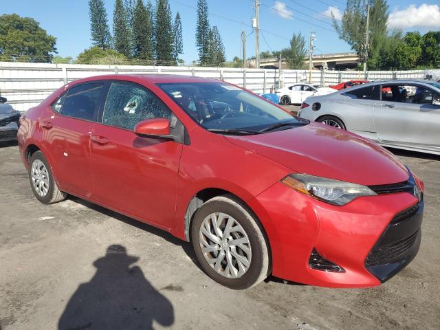 5YFBURHE2HP712982 - 2017 TOYOTA COROLLA L RED photo 4