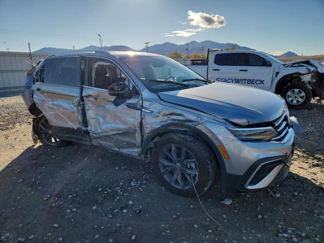 3VV2B7AX8PM066313 - 2023 VOLKSWAGEN TIGUAN SE فضي صورة 4
