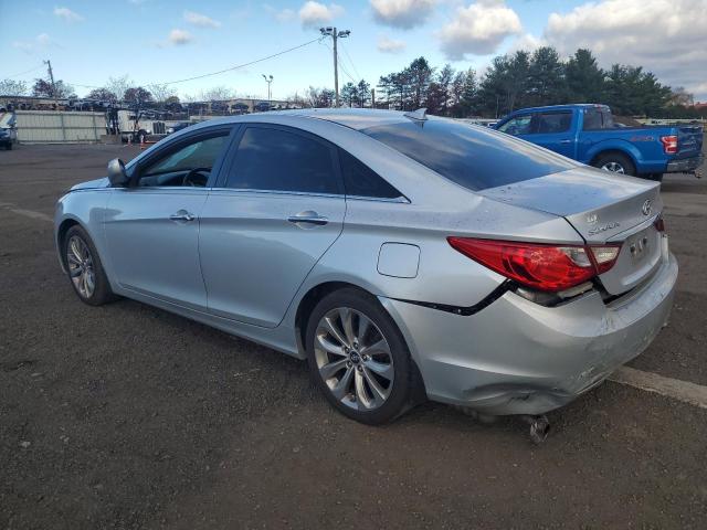 5NPEC4AC6DH596883 - 2013 HYUNDAI SONATA SE GRAY photo 2