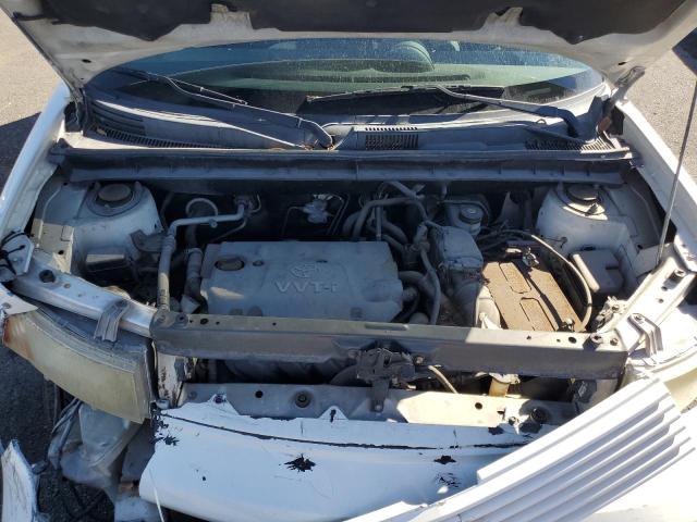 JTLKT324564116737 - 2006 TOYOTA SCION XB WHITE photo 11