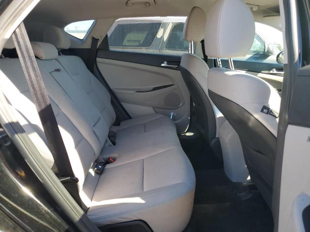 KM8J23A40KU874549 - 2019 HYUNDAI TUCSON SE BLACK photo 11