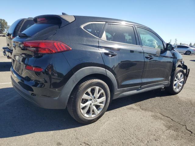 KM8J23A40KU874549 - 2019 HYUNDAI TUCSON SE BLACK photo 3