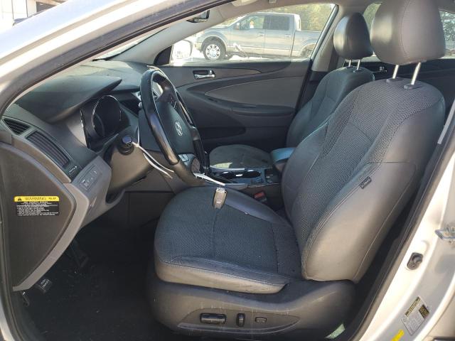 5NPEC4AC1DH593406 - 2013 HYUNDAI SONATA SE 银色 照片 7