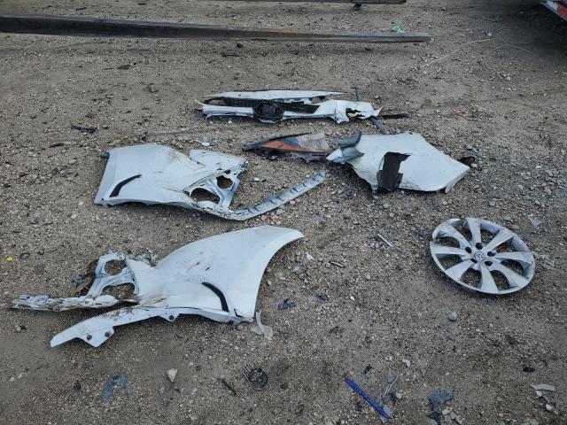 5YFB4MDE4SP286258 - 2025 TOYOTA COROLLA LE Weiß Foto 12