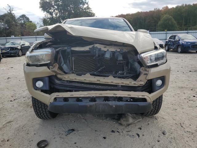5TFCZ5AN8HX085098 - 2017 TOYOTA TACOMA DOUBLE CAB TAN photo 5