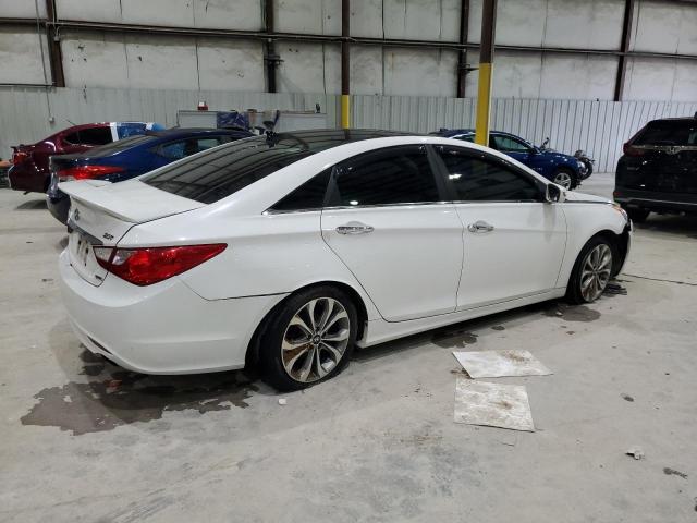 5NPEC4AB1DH799896 - 2013 HYUNDAI SONATA SE 白色 照片 3