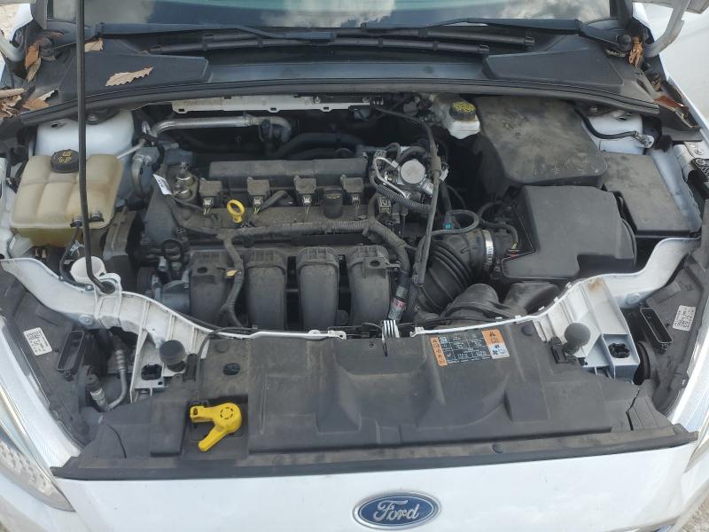 1FADP3K2XJL324155 - 2018 FORD FOCUS SE Սպիտակ լուսանկար 11