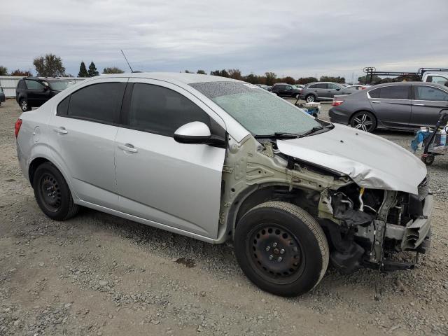 1G1JA5SG9F4127610 - 2015 CHEVROLET SONIC LS SILVER photo 4
