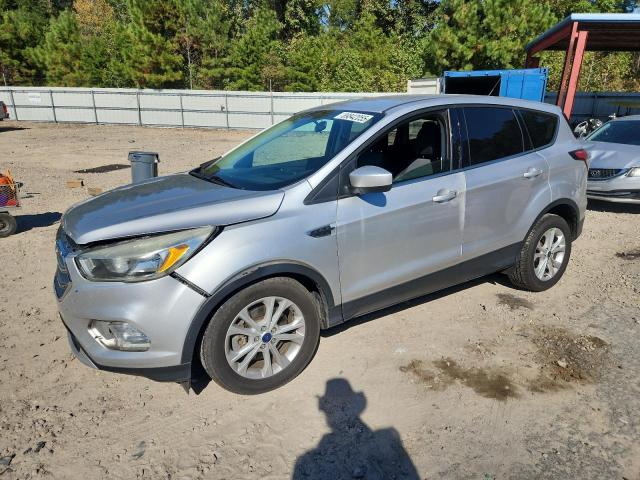 2017 FORD ESCAPE SE, 