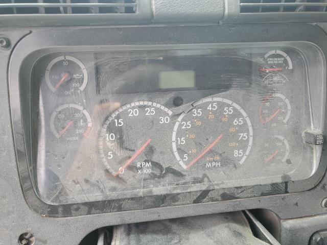 3AKJGEBGXFSGS0241 - 2015 FREIGHTLINER CASCADIA WHITE photo 8