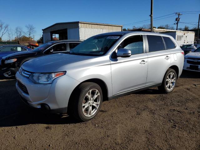 2014 MITSUBISHI OUTLANDER SE, 