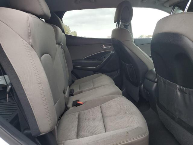 5XYZUDLB8JG536576 - 2018 HYUNDAI SANTA FE S WHITE photo 11