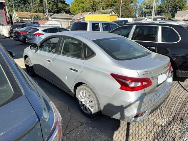 3N1AB7AP7GY267688 - 2016 NISSAN SENTRA S 银色 照片 3