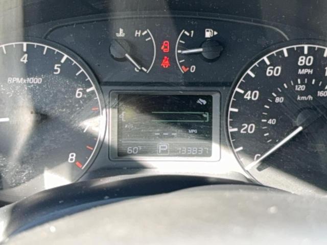 3N1AB7AP7GY267688 - 2016 NISSAN SENTRA S 银色 照片 8