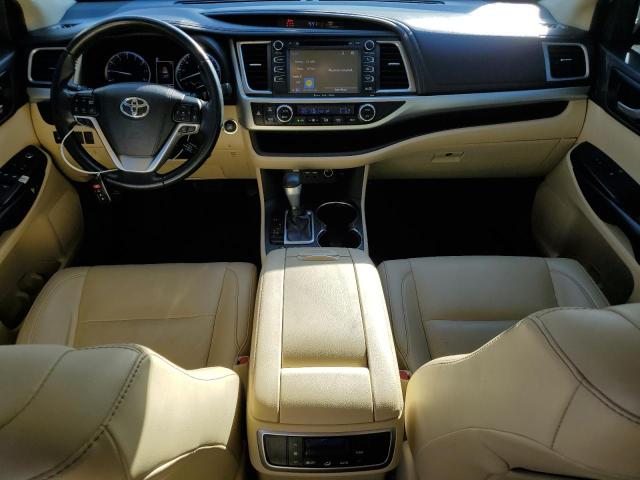 5TDKZRFH7KS303390 - 2019 TOYOTA HIGHLANDER SE 白色 照片 8