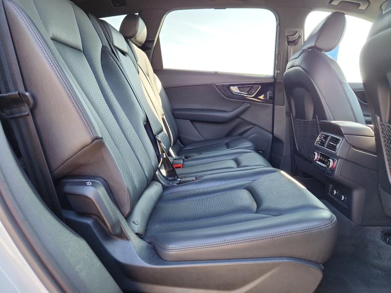 WA1VAAF71JD021943 - 2018 AUDI Q7 PRESTIGE Білий фото 11