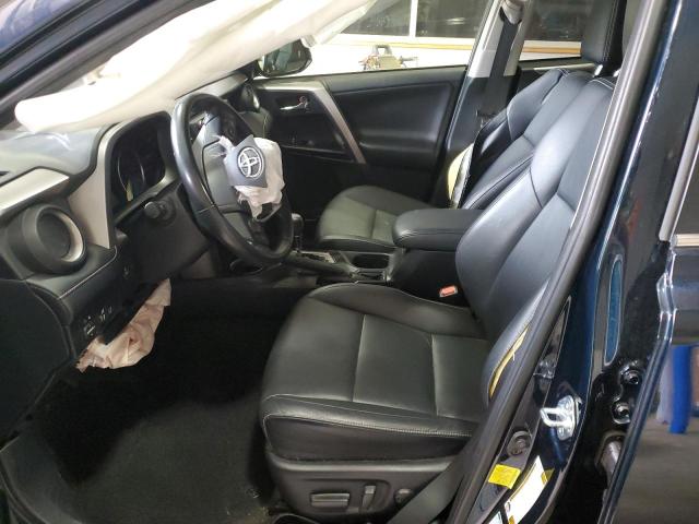 JTMDFREV0JD236196 - 2018 TOYOTA RAV4 LIMITED Mavi foto 7