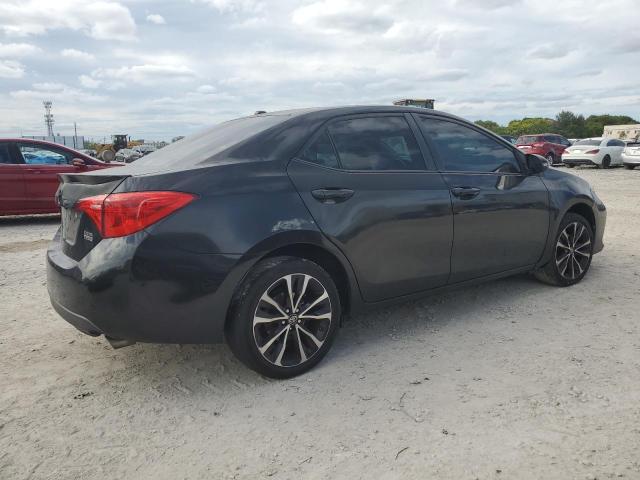 5YFBURHE3JP760142 - 2018 TOYOTA COROLLA L BLACK photo 3