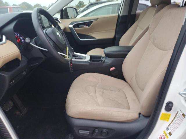 JTMW1RFV7KD004833 - 2019 TOYOTA RAV4 XLE Ақ фото 7