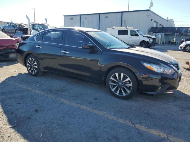 1N4AL3APXHC217029 - 2017 NISSAN ALTIMA 2.5 BLACK photo 4