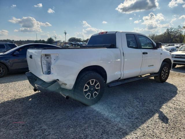 5TFRM5F17AX009408 - 2010 TOYOTA TUNDRA DOUBLE CAB SR5 SILVER photo 3