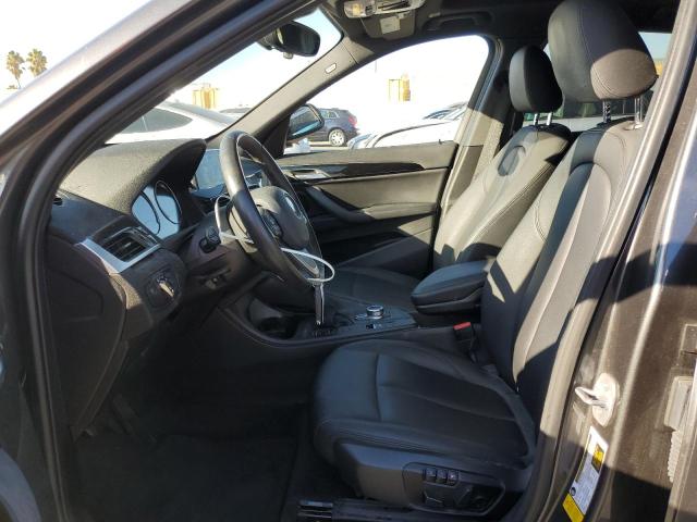 WBXHU7C56K3H46273 - 2019 BMW X1 SDRIVE28I GRAY photo 7