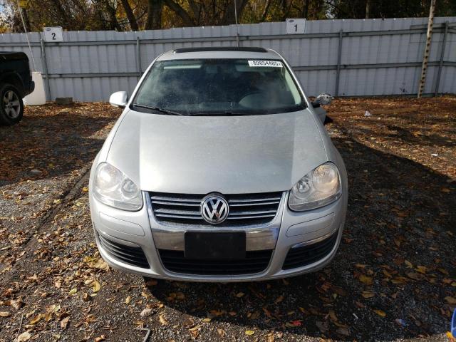 3VWRL8AJ2AM117045 - 2010 VOLKSWAGEN JETTA TDI Gümüş foto 5