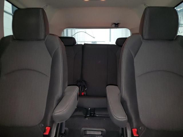 1GNKVGKD6DJ125403 - 2013 CHEVROLET TRAVERSE LT WHITE photo 10