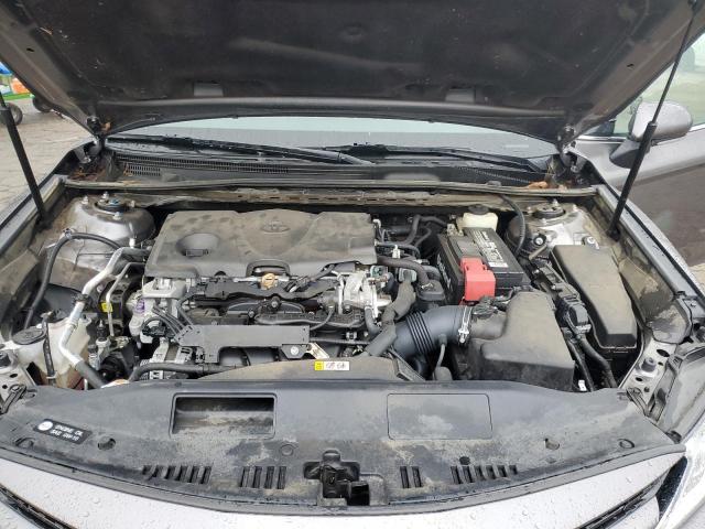 4T1B11HK1JU012021 - 2018 TOYOTA CAMRY L GRAY photo 11