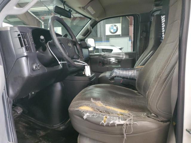 1GCWGAFFXG1143310 - 2016 CHEVROLET EXPRESS G2 WHITE photo 7