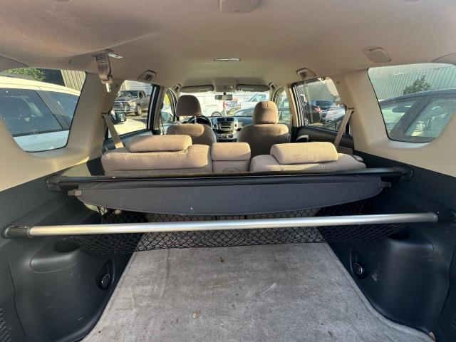 JTMBD33V676051208 - 2007 TOYOTA RAV4 WHITE photo 9