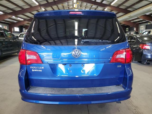 2V4RW3DG0BR766825 - 2011 VOLKSWAGEN ROUTAN SE BLUE photo 6