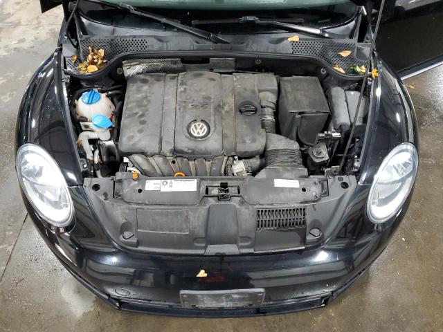 3VWHX7AT6CM636128 - 2012 VOLKSWAGEN BEETLE Qara foto 11