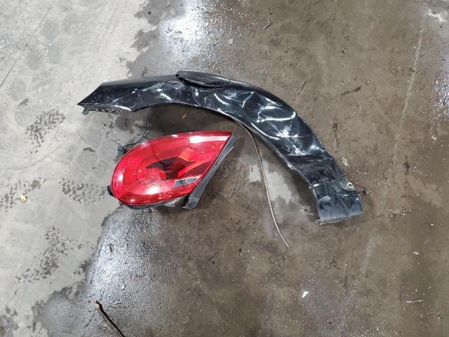 3VWHX7AT6CM636128 - 2012 VOLKSWAGEN BEETLE Qara foto 12