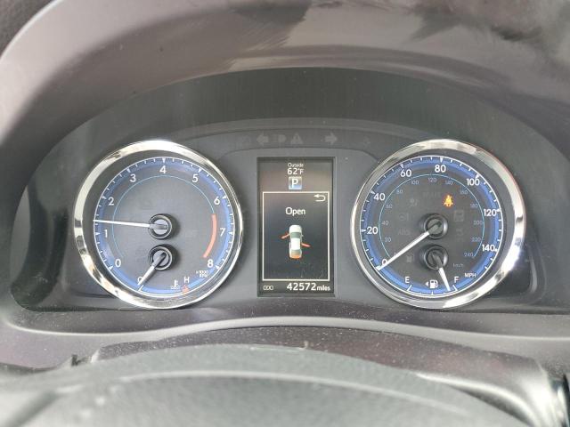 5YFBURHE0KP879249 - 2019 TOYOTA COROLLA L WHITE photo 9