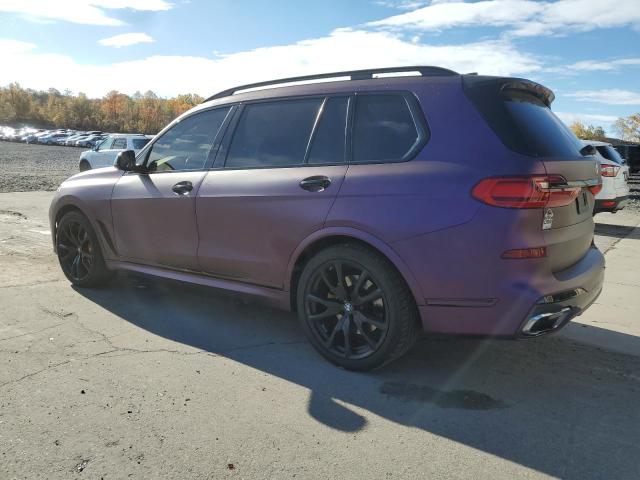 5UXCX4C55KLS36456 - 2019 BMW X7 XDRIVE50I PURPLE photo 2