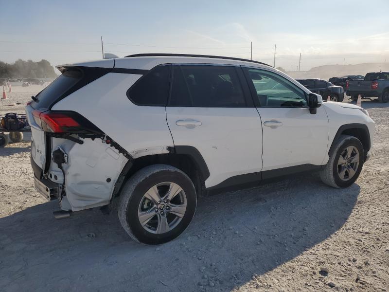 2T3W1RFV1PW287224 - 2023 TOYOTA RAV4 XLE 白色 照片 3